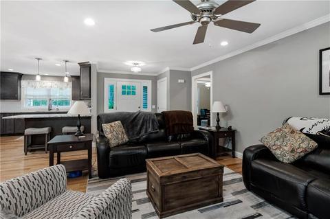 35 Cole St, Glocester, RI 02814 photo 8