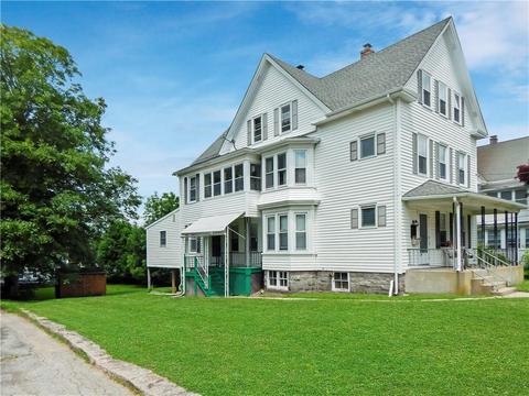 12 Spruce St, Westerly, RI 02891 photo 1