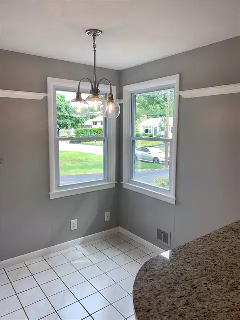 39 Deborah Rd, Warwick, RI 02888 photo 7