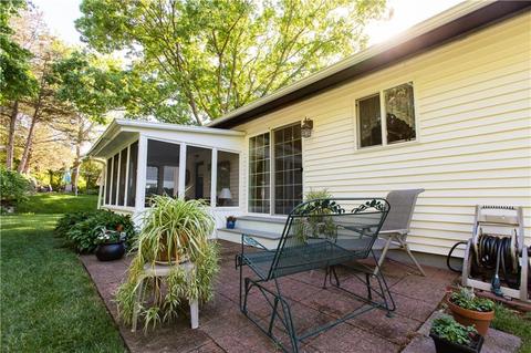 186 Madeleine Ave, Woonsocket, RI 02895 photo 20