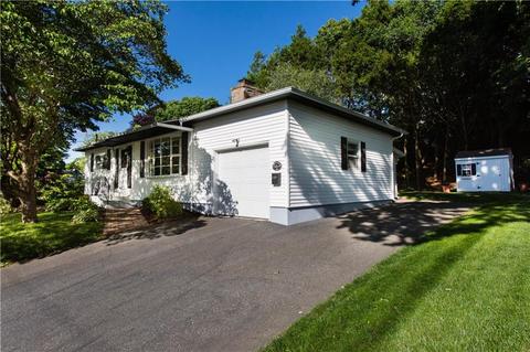 186 Madeleine Ave, Woonsocket, RI 02895 photo 1