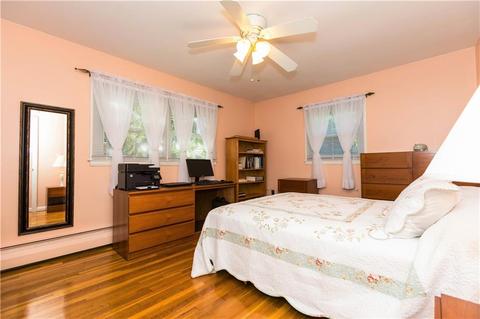 186 Madeleine Ave, Woonsocket, RI 02895 photo 12