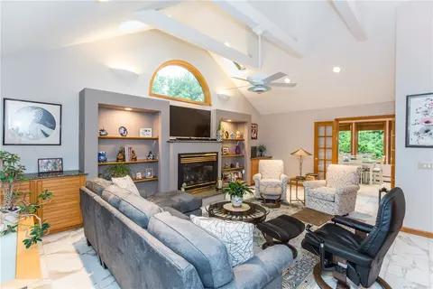 81 Widow Sweets Rd, Exeter, RI 02822 photo 11