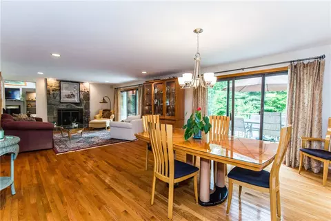 81 Widow Sweets Rd, Exeter, RI 02822 photo 6