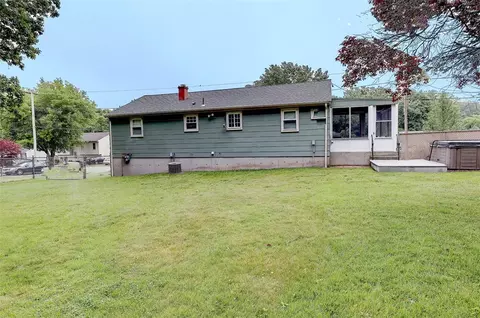 55 Roberta Ave, Woonsocket, RI 02895 photo 28