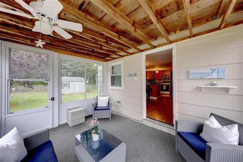 55 Roberta Ave, Woonsocket, RI 02895 photo 22