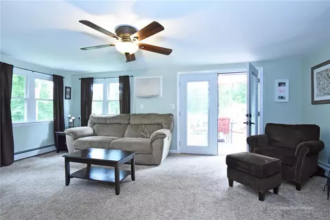 25 Edgewood Rd, Glocester, RI 02814 photo 12