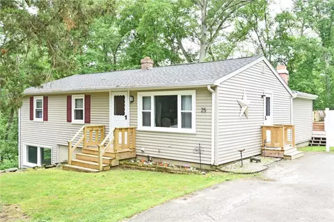 25 Edgewood Rd, Glocester, RI 02814 photo 1