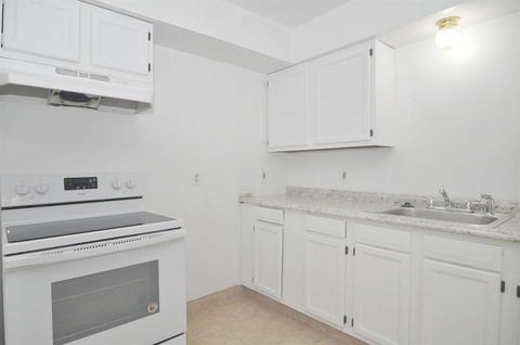 193 Arnold St, Woonsocket, RI 02895 photo 5