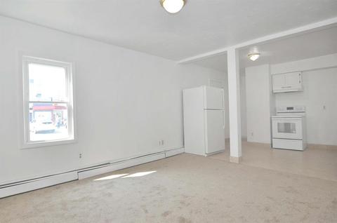 193 Arnold St, Woonsocket, RI 02895 photo 12