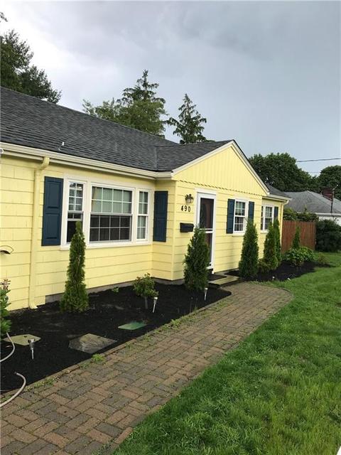 490 Buttonwoods Ave, Warwick, RI 02886 photo 2