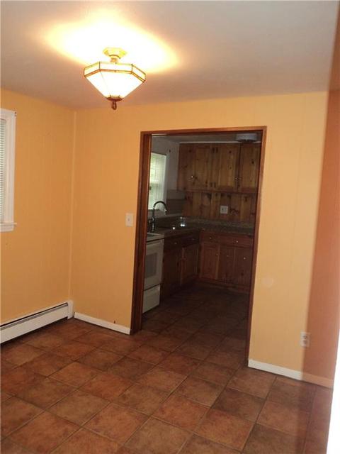 490 Buttonwoods Ave, Warwick, RI 02886 photo 13