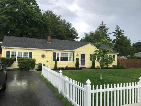 490 Buttonwoods Ave, Warwick, RI 02886 photo 25