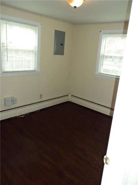 490 Buttonwoods Ave, Warwick, RI 02886 photo 18