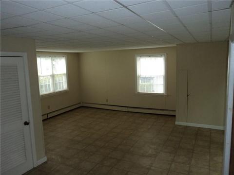 490 Buttonwoods Ave, Warwick, RI 02886 photo 23