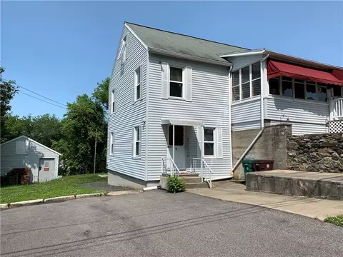 35 Jillson Ave, Woonsocket, RI 02895 photo 19