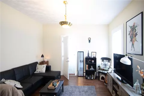 10 4th Ave, Woonsocket, RI 02895 photo 13