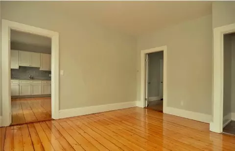 10 4th Ave, Woonsocket, RI 02895 photo 5