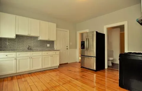 10 4th Ave, Woonsocket, RI 02895 photo 2