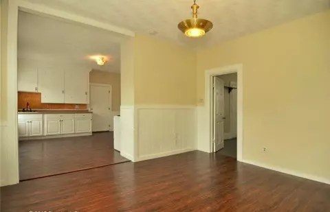 10 4th Ave, Woonsocket, RI 02895 photo 11