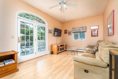 17 Fox Run, Cranston, RI 02921 photo 12