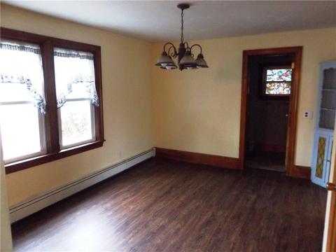 88 Bates Ave, Coventry, RI 02816 photo 3