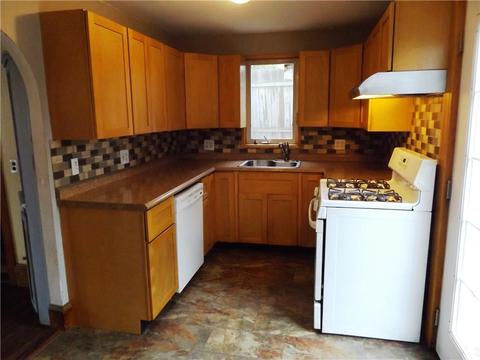 88 Bates Ave, Coventry, RI 02816 photo 4