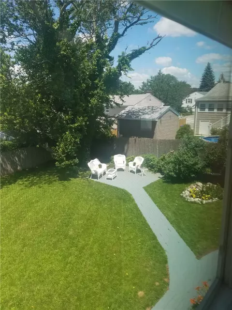 85 Silver Spring Ave, Riverside, RI 02915 photo 18