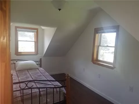 85 Silver Spring Ave, Riverside, RI 02915 photo 12