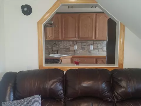 85 Silver Spring Ave, Riverside, RI 02915 photo 7
