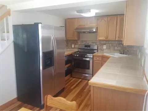 85 Silver Spring Ave, Riverside, RI 02915 photo 8