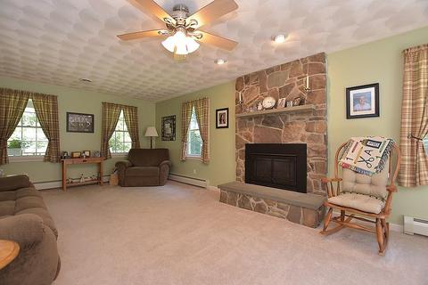 123 Douglas Hook Rd, Glocester, RI 02814 photo 2