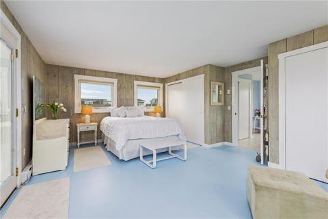 34 Champlin Ave, Narragansett, RI 02882 photo 22