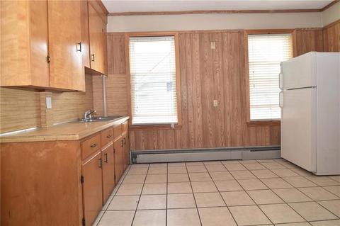 27 Olo St, Woonsocket, RI 02895 photo 13