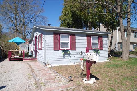 103 Abbott Ave, Warwick, RI 02886 photo 3