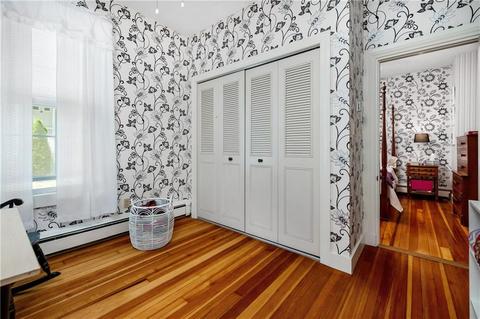 94 Summer St, Woonsocket, RI 02895 photo 9