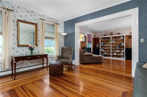 94 Summer St, Woonsocket, RI 02895 photo 5