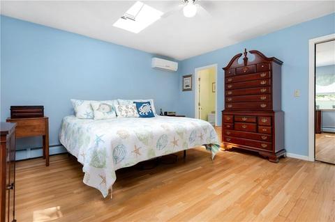 94 Summer St, Woonsocket, RI 02895 photo 21