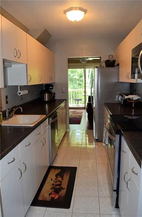 302 Holley Ln, Woonsocket, RI 02895 photo 17