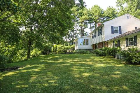 4 Cedar Crest Dr, Westerly, RI 02891 photo 4