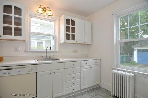 27 Mayfair Rd, Warwick, RI 02888 photo 7