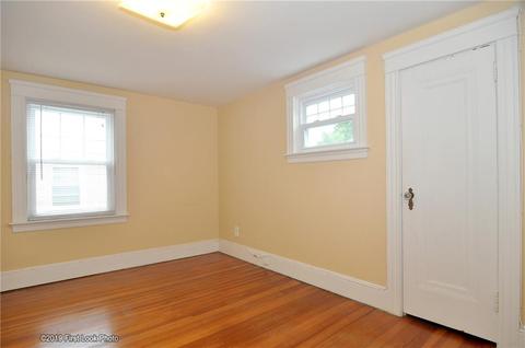 27 Mayfair Rd, Warwick, RI 02888 photo 13