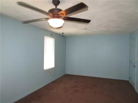 45 Redwood St, Woonsocket, RI 02895 photo 9