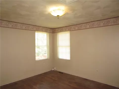 45 Redwood St, Woonsocket, RI 02895 photo 10
