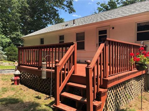 2 Gilbert St, Warwick, RI 02886 photo 4