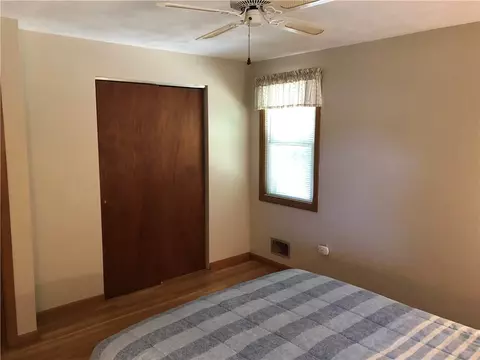2 Gilbert St, Warwick, RI 02886 photo 22