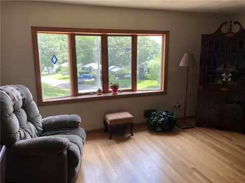 2 Gilbert St, Warwick, RI 02886 photo 10