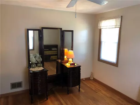 2 Gilbert St, Warwick, RI 02886 photo 16