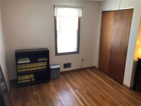 2 Gilbert St, Warwick, RI 02886 photo 17