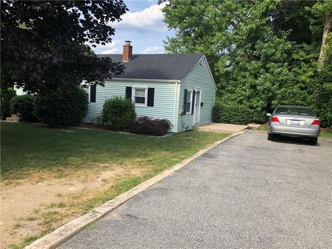 274 Lydia Ave, Woonsocket, RI 02895 photo 3